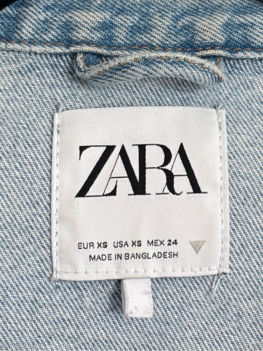 Zara Light Wash Cropped Denim Jacket - Picture 3 of 3